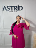 Rochie Jaklin midi fucsia mânecă clopot și accesoriu floare