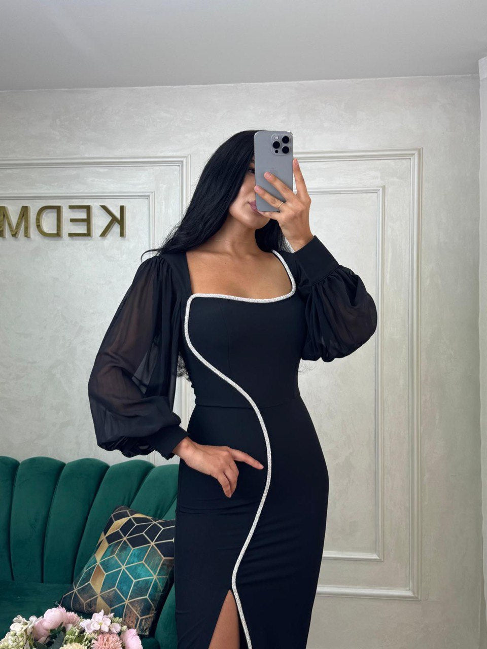 Rochie Nadine midi neagra cu maneci din voal