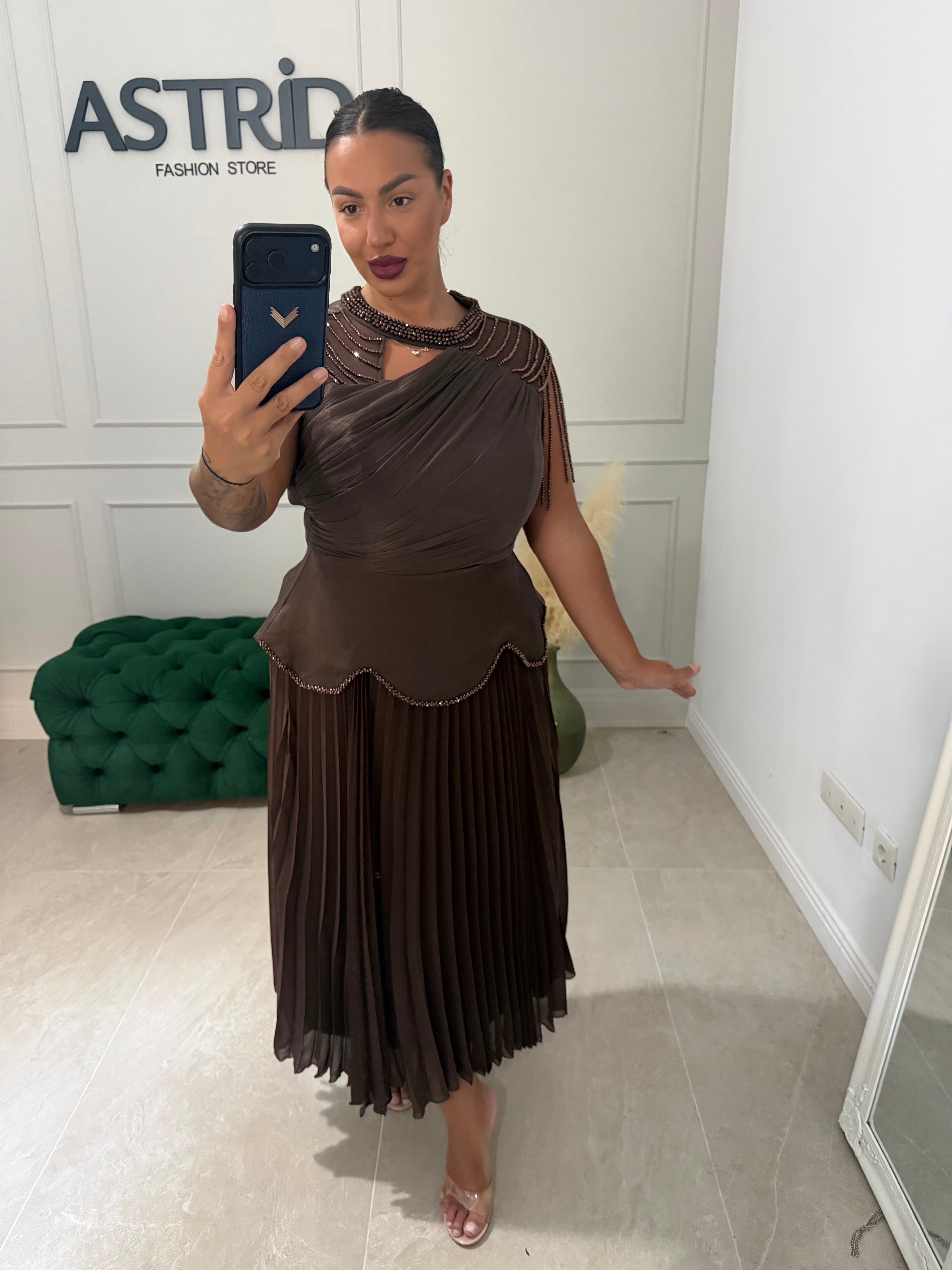 Rochie Brianna midi cu bust satinat si fusta plisata