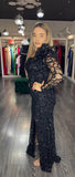 Rochie Valery aplicații sclipici mânecă lungă și floare pe umăr