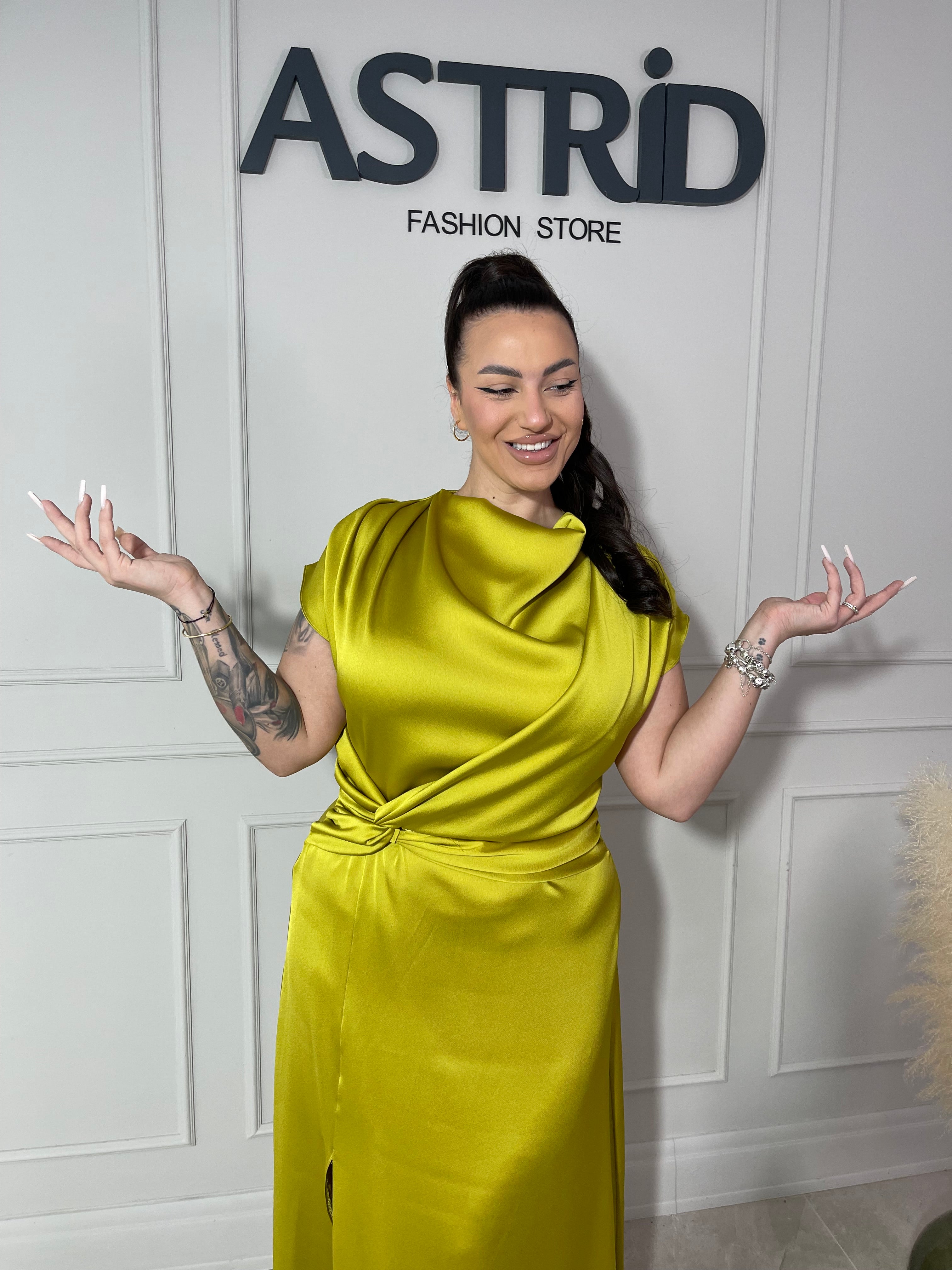 Rochie Zaira midi din satin cu nod în talie