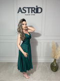 Rochie Kim midi din satin bust căzut și bretele subțiri