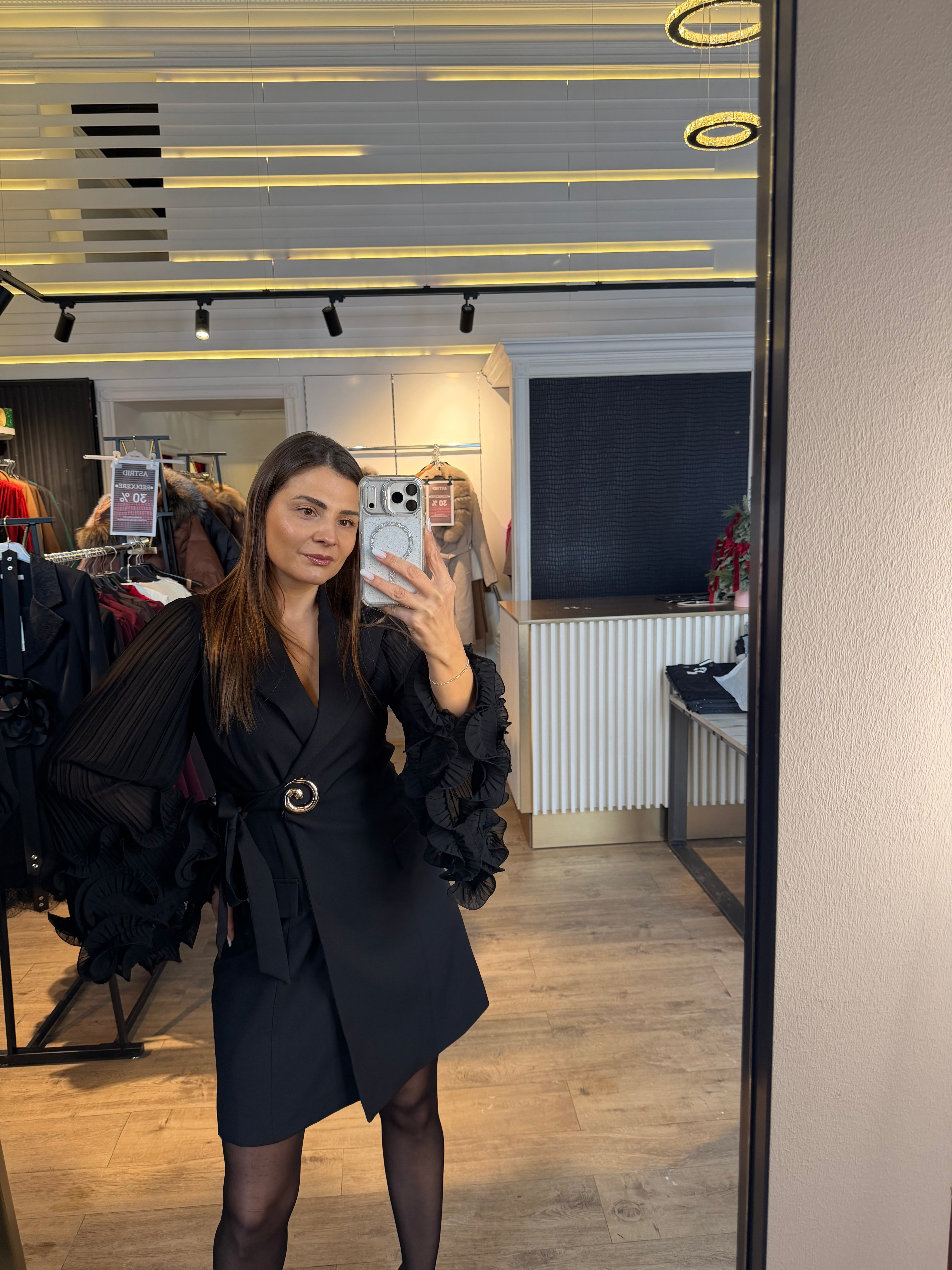 Rochie Pelly stil sacou cu maneci plisata si evazate