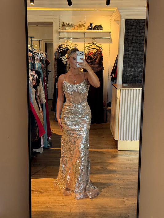 Rochie Gold lunga cu pietre si paiete