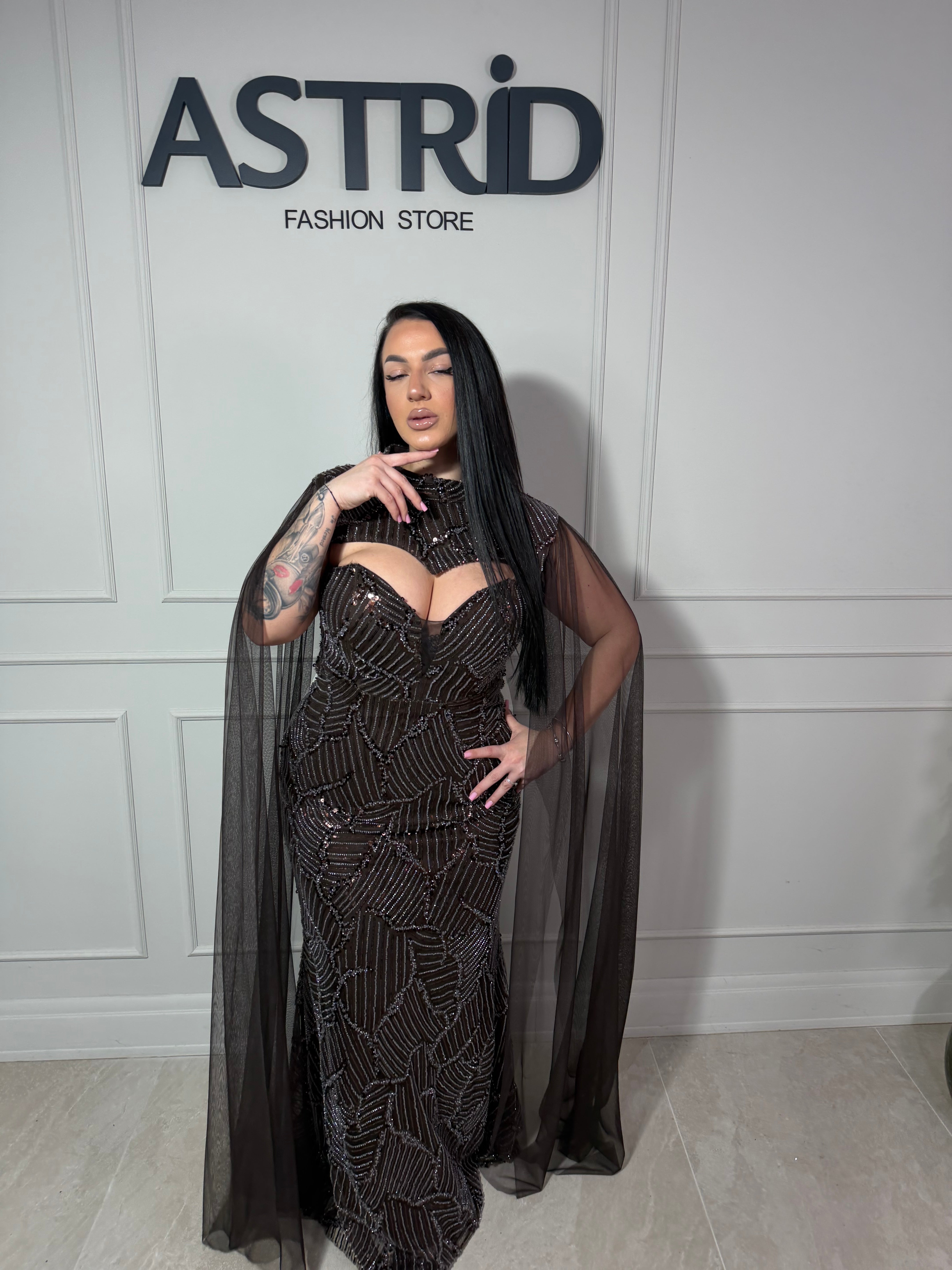 Rochie Opal lungă cu aplicații pietre și capa detașabilă