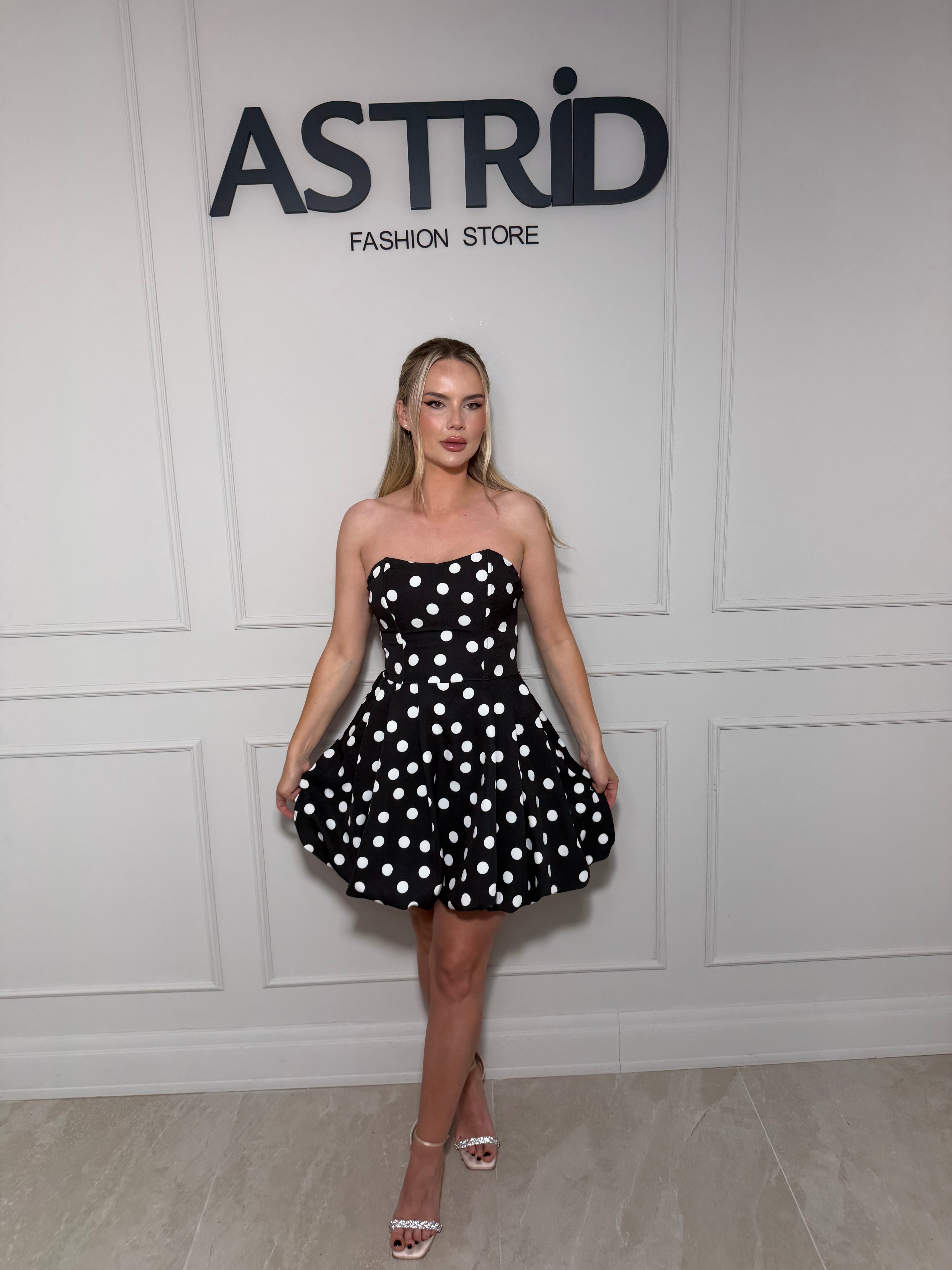 Rochie Aylin scurta cu buline si corset la spate