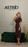 Rochie Eloise midi cu crapatura si pene la umeri curea aurie in talie