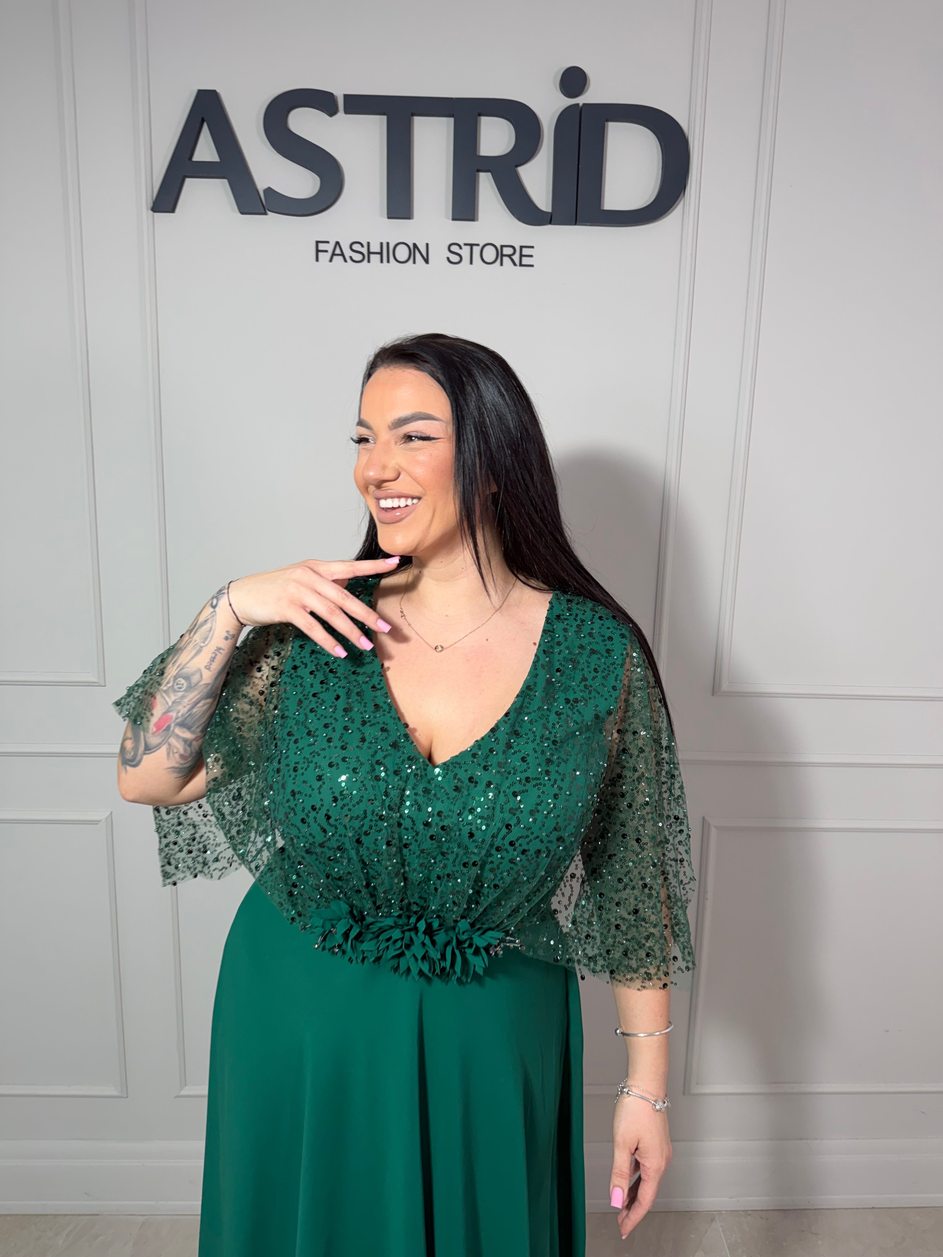 Rochie Zatara midi din satin cu dantele ăla bust și mânecă fluture