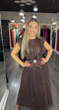 Rochie More midi plisată din tulle curea în talie și volanase la umeri