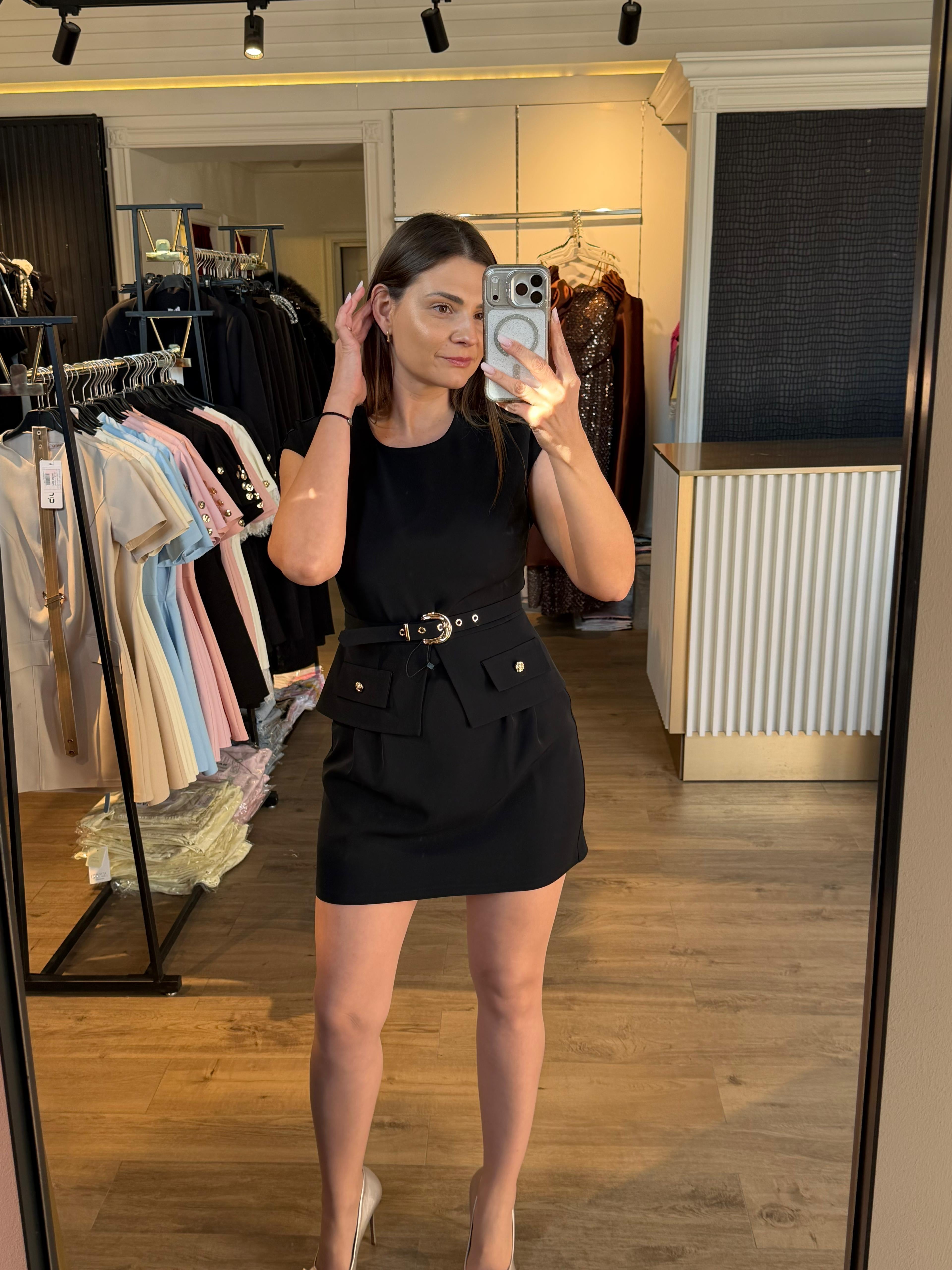 Rochie Alice scurtă cu volan în talie și curea