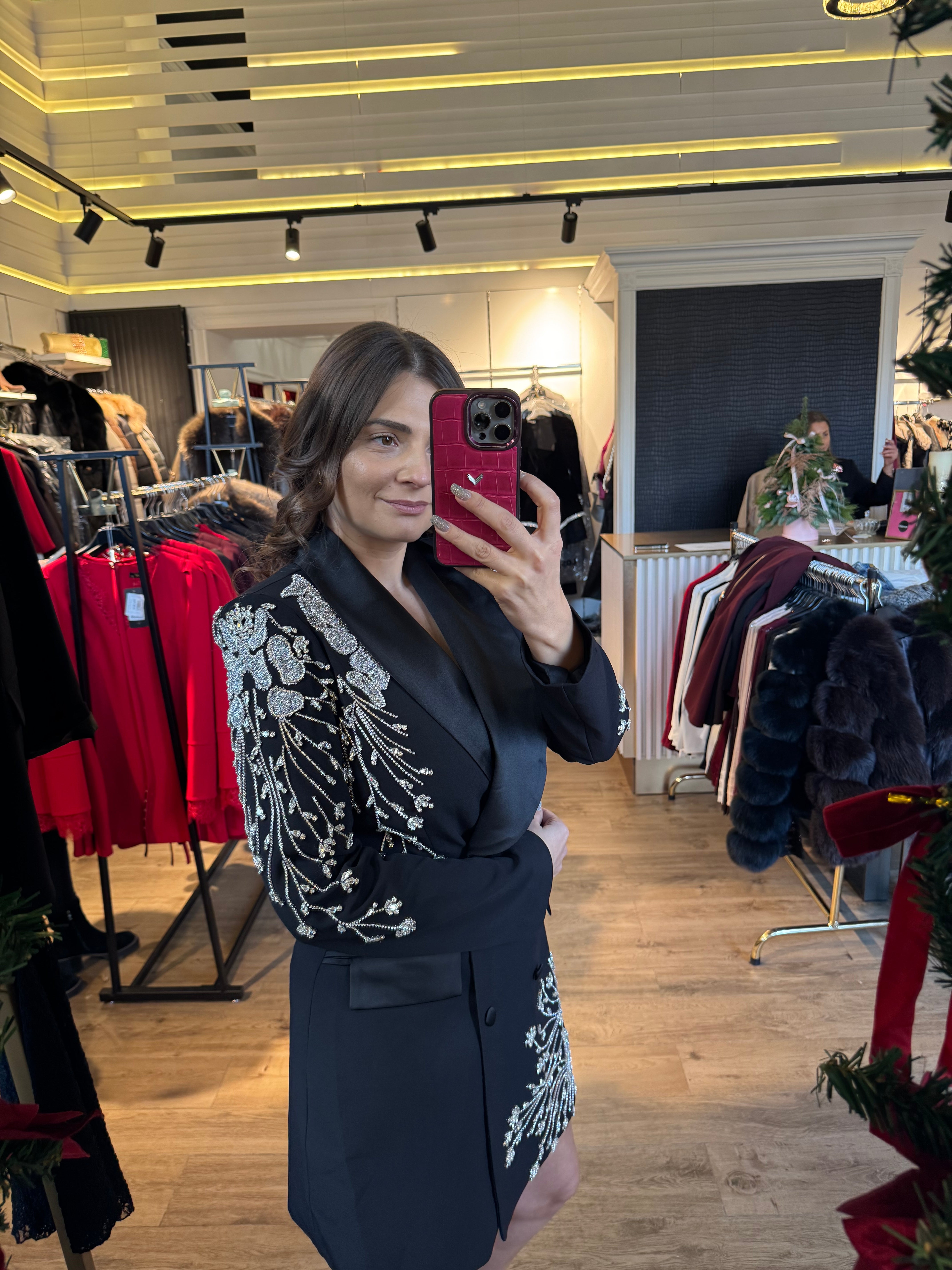 Rochie Seri tip sacou cu aplicatii argintii