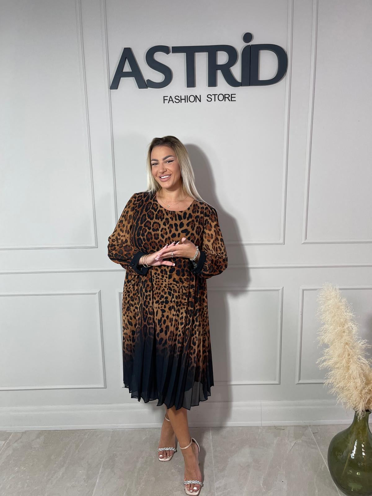 Rochie Ava midi animal print plisată