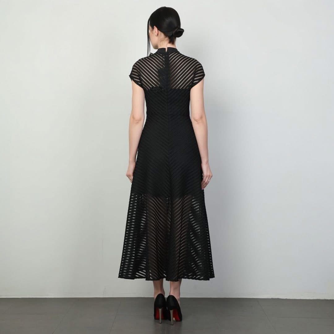 Rochie Estera midi în cloș cu funda la gât neagă