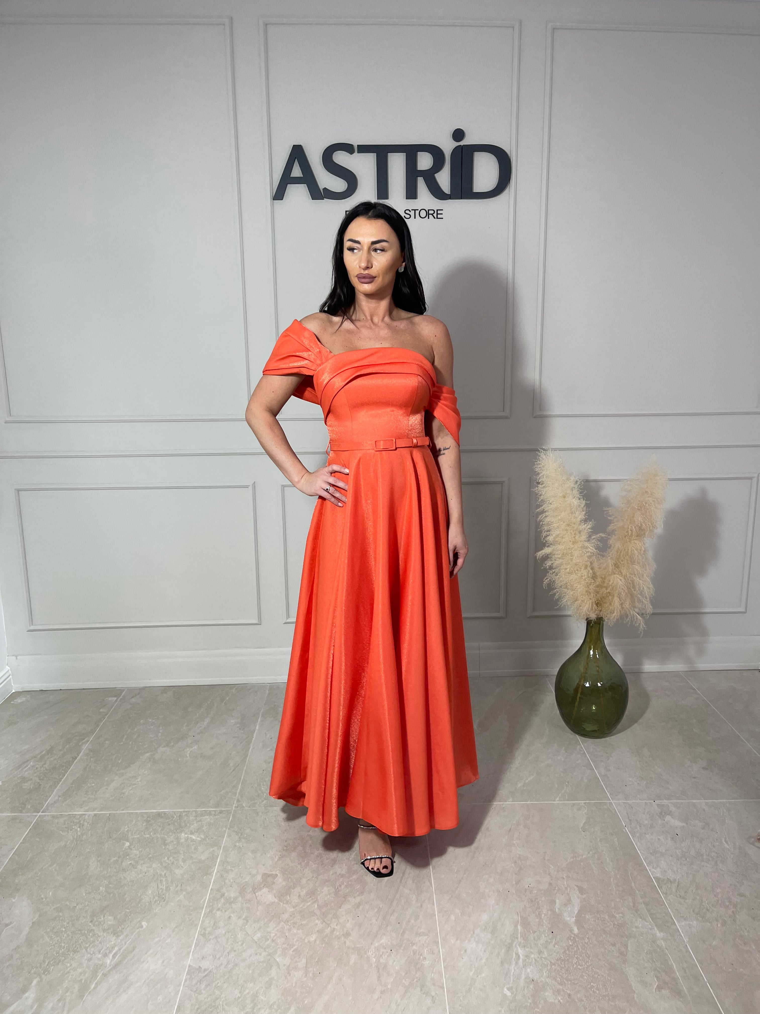 Rochie Monique midi din tafta cu decolteu tip bărcuță