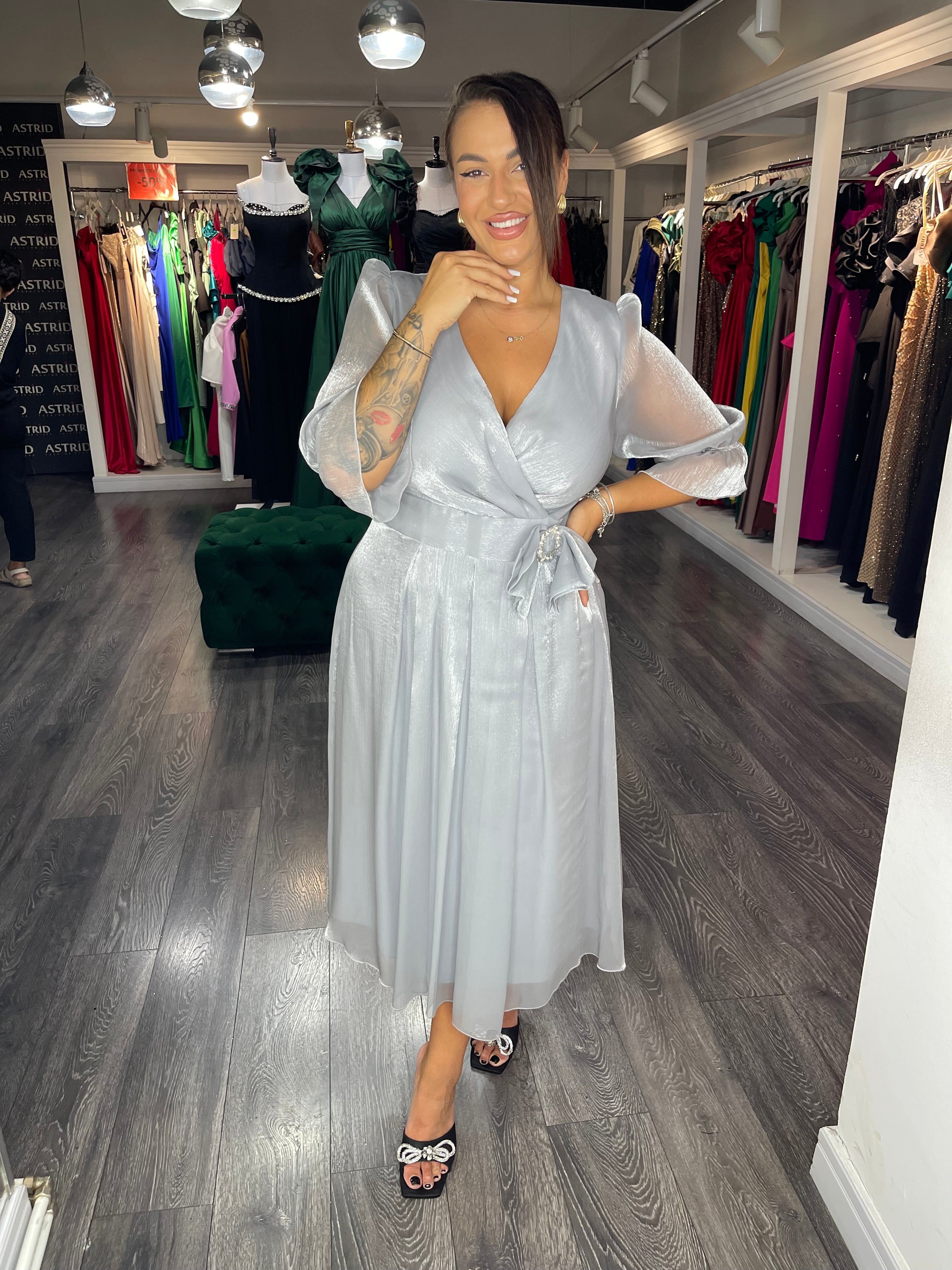 Rochie Carie midi în cloș mânecă 3/4 floare în talie