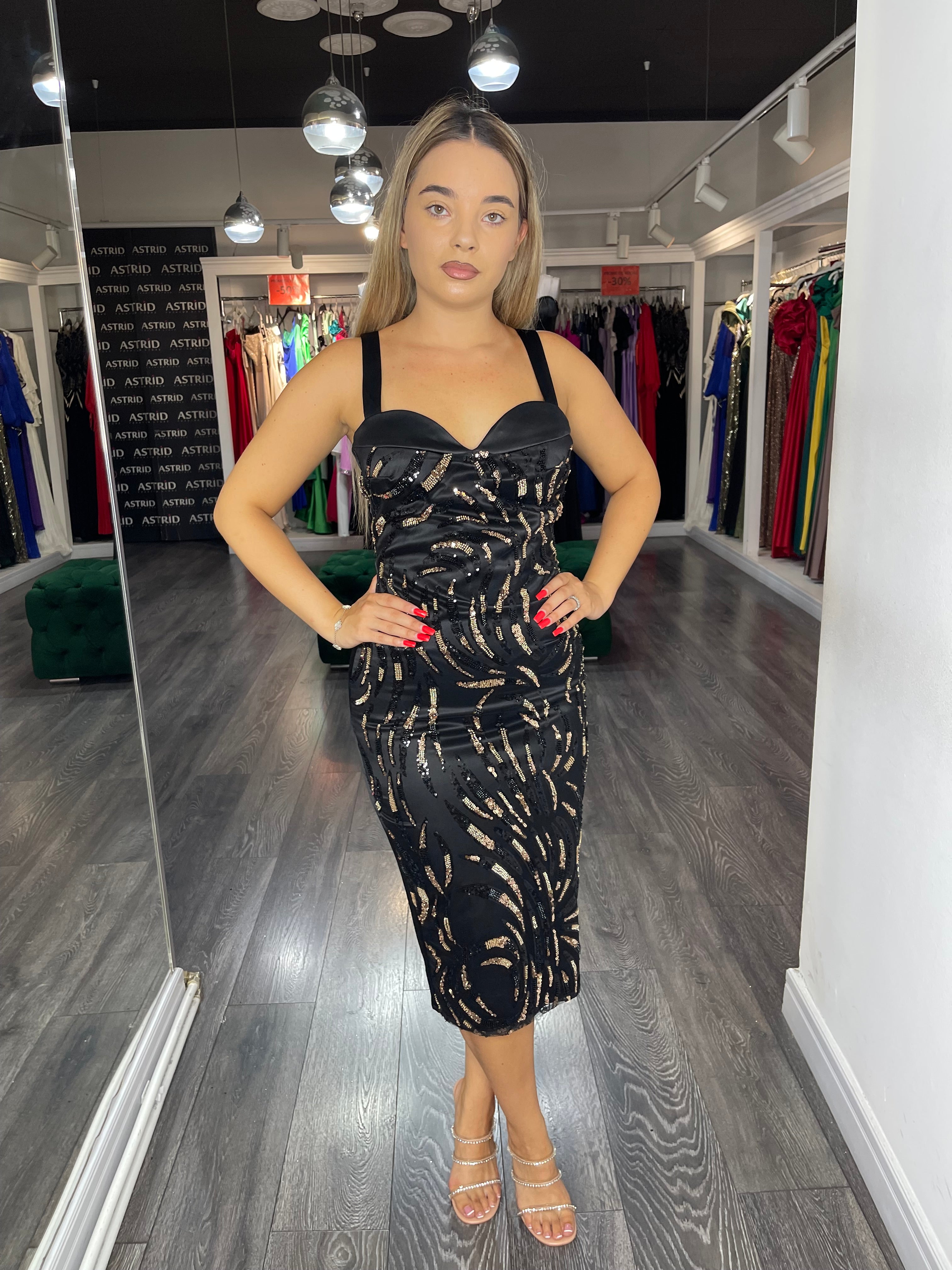 Rochie Olga midi, neagra, accesorizata cu insertii de dantela si paiete pe partea din fata, cupe din tafta, bretele late