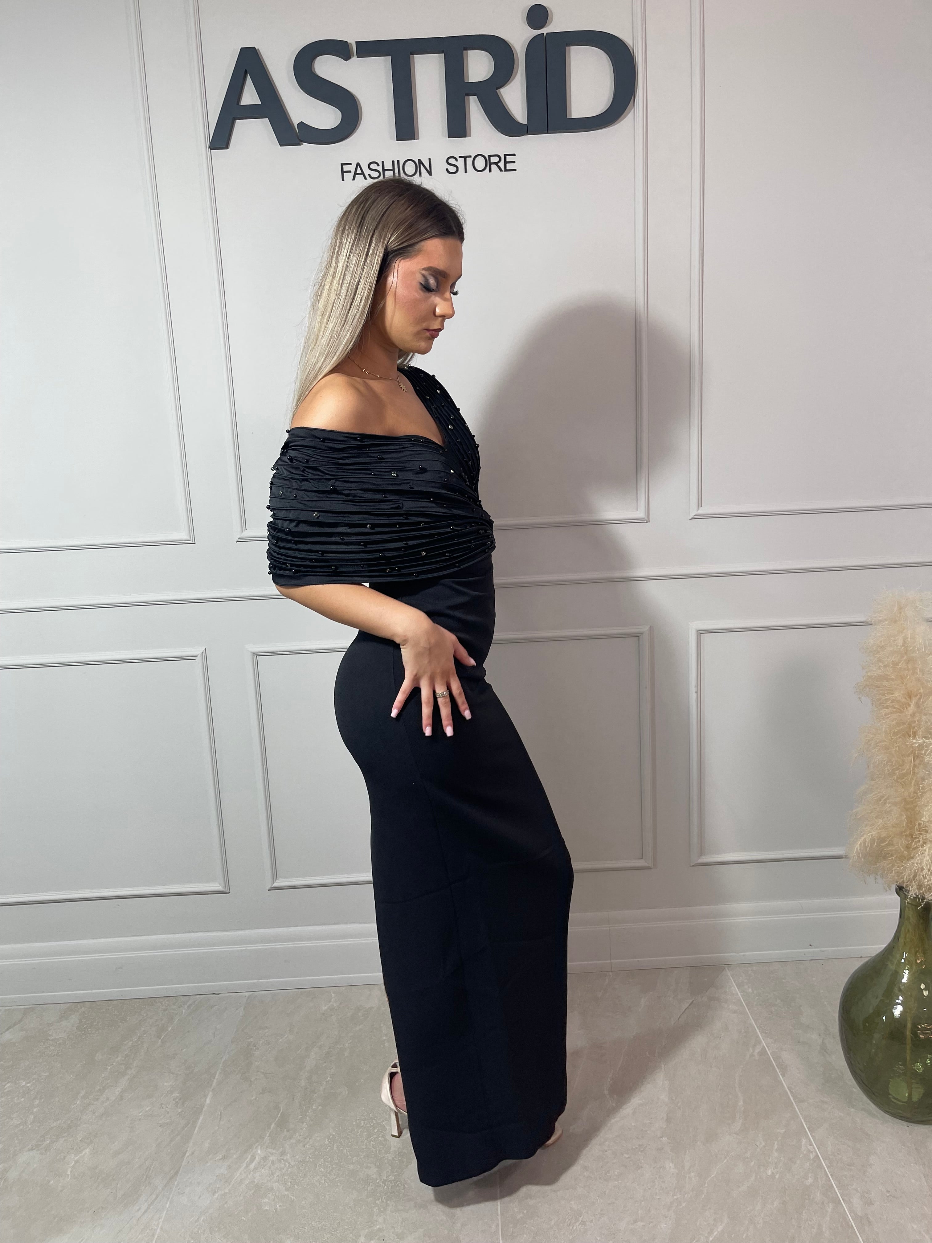 Rochie Anabela lungă umeri 3D și aplicații perle