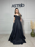 Rochie Perla lungă din sifon decolteu tip bărcuță și buzunare