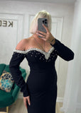 Rochie Nely lunga cu maneci tip barcuta si aplicatii perle albe