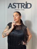 Rochie Amelia midi neagră cu aplicații biluțe la bust și franjuri