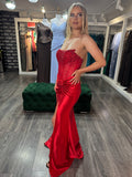 Rochie Redis lunga rosie din licra cu corset din pietre si perle