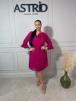 Rochie Jaklin midi fucsia mânecă clopot și accesoriu floare