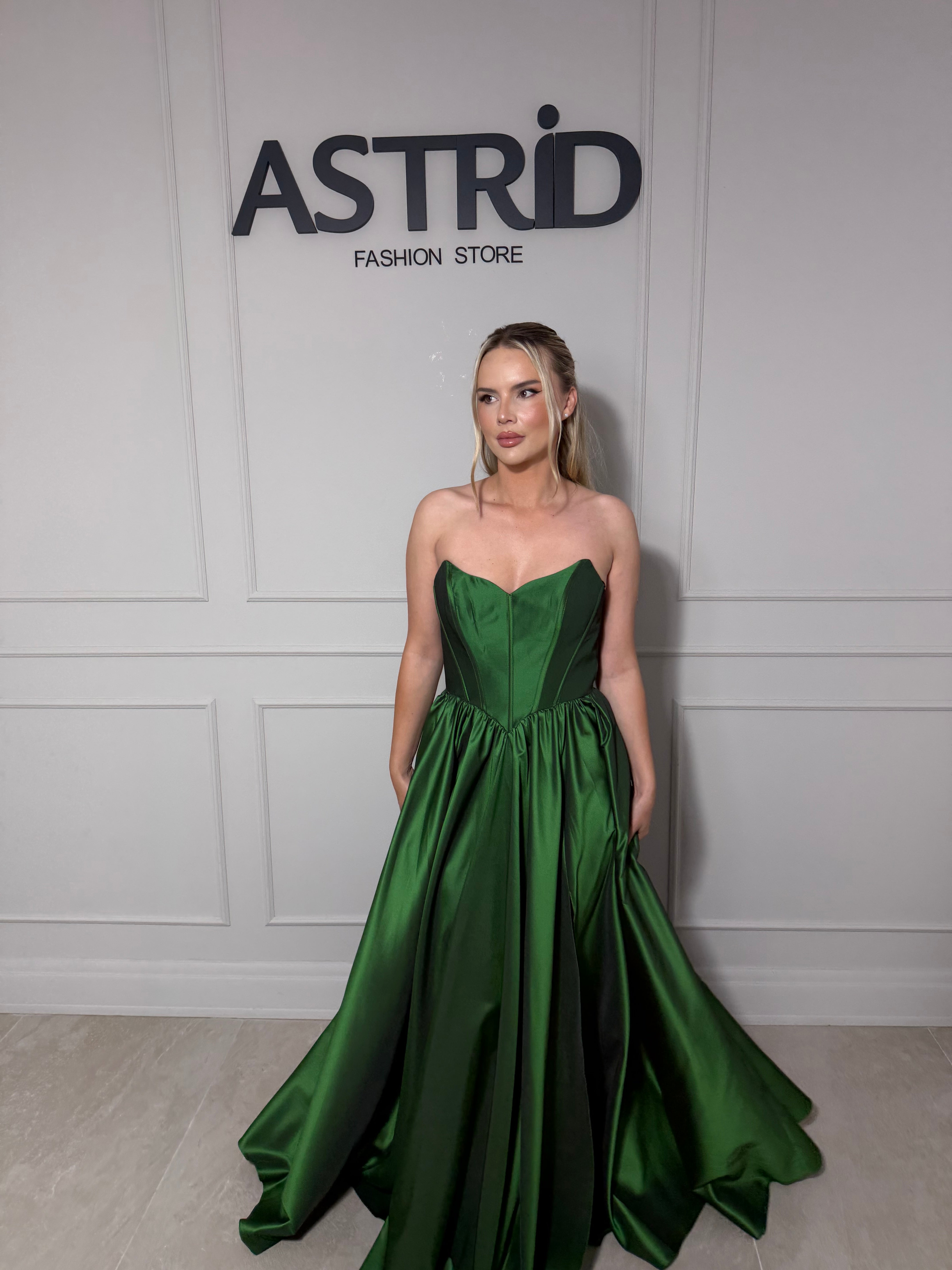 Rochie Marisa lunga ampla din tafta cu crapatura pe picior