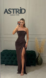 Rochie Milly lunga cu corset si trena laterală cu crapatura pe picior