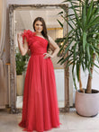 Rochie Caraibe lunga rosie cu floare din organza pe umar