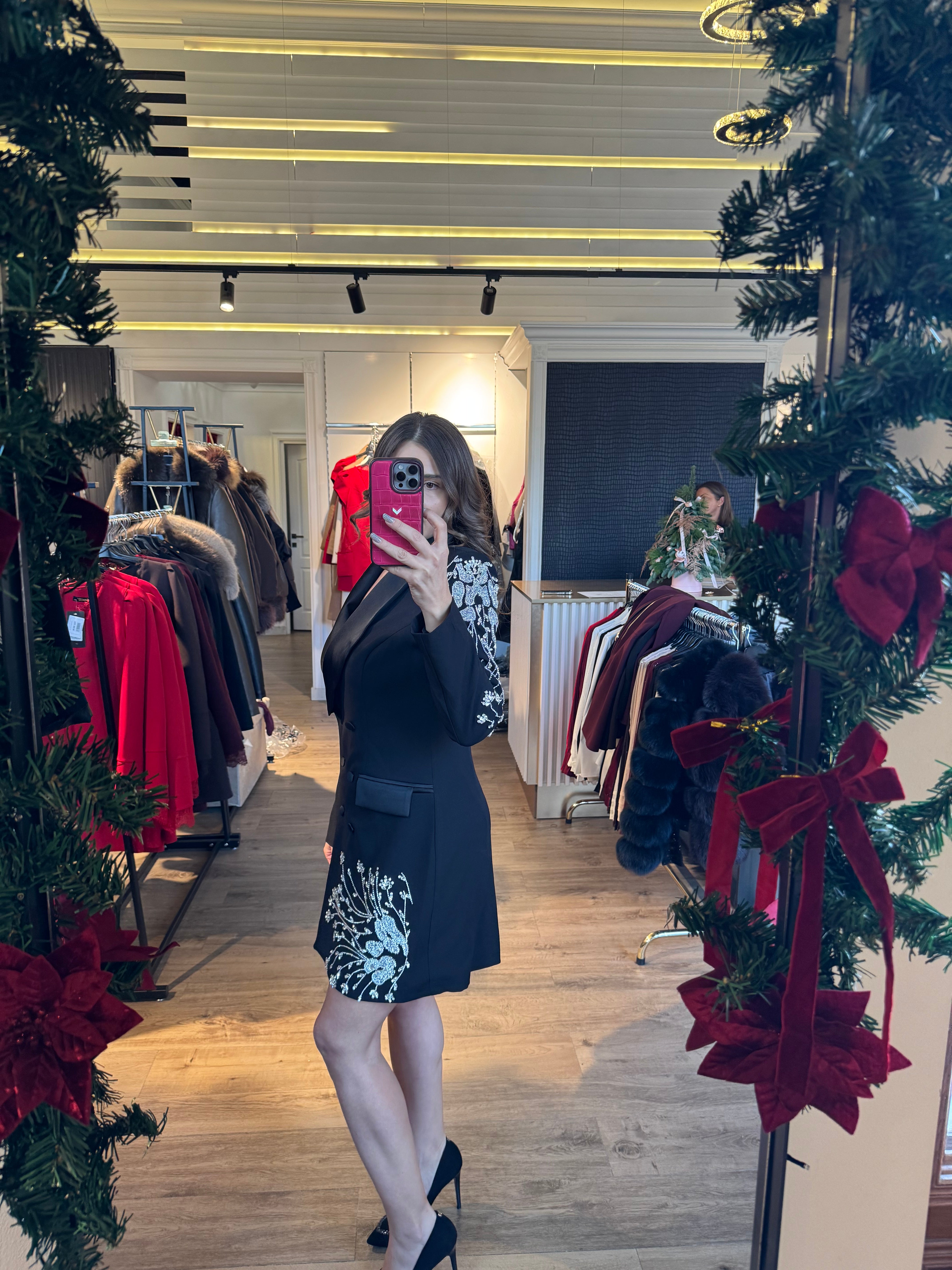 Rochie Seri tip sacou cu aplicatii argintii