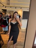 Rochie Adela midi cu aplicatii pietre argintii si umeri tip barcuta