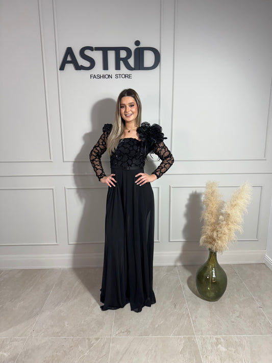 Salopetă Clara mânecă lungă voal peste pantalon și floare pe umăr