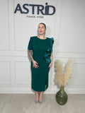 Rochie Kari midi disponibilă în două variante de culoare, verde intens și negru clasic.