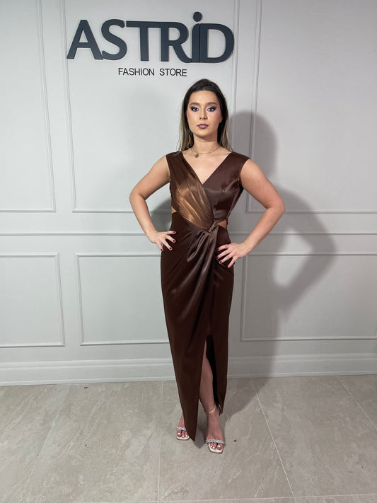 Rochie Aisha din satin falduri și pietre în talie crăpătură pe picior