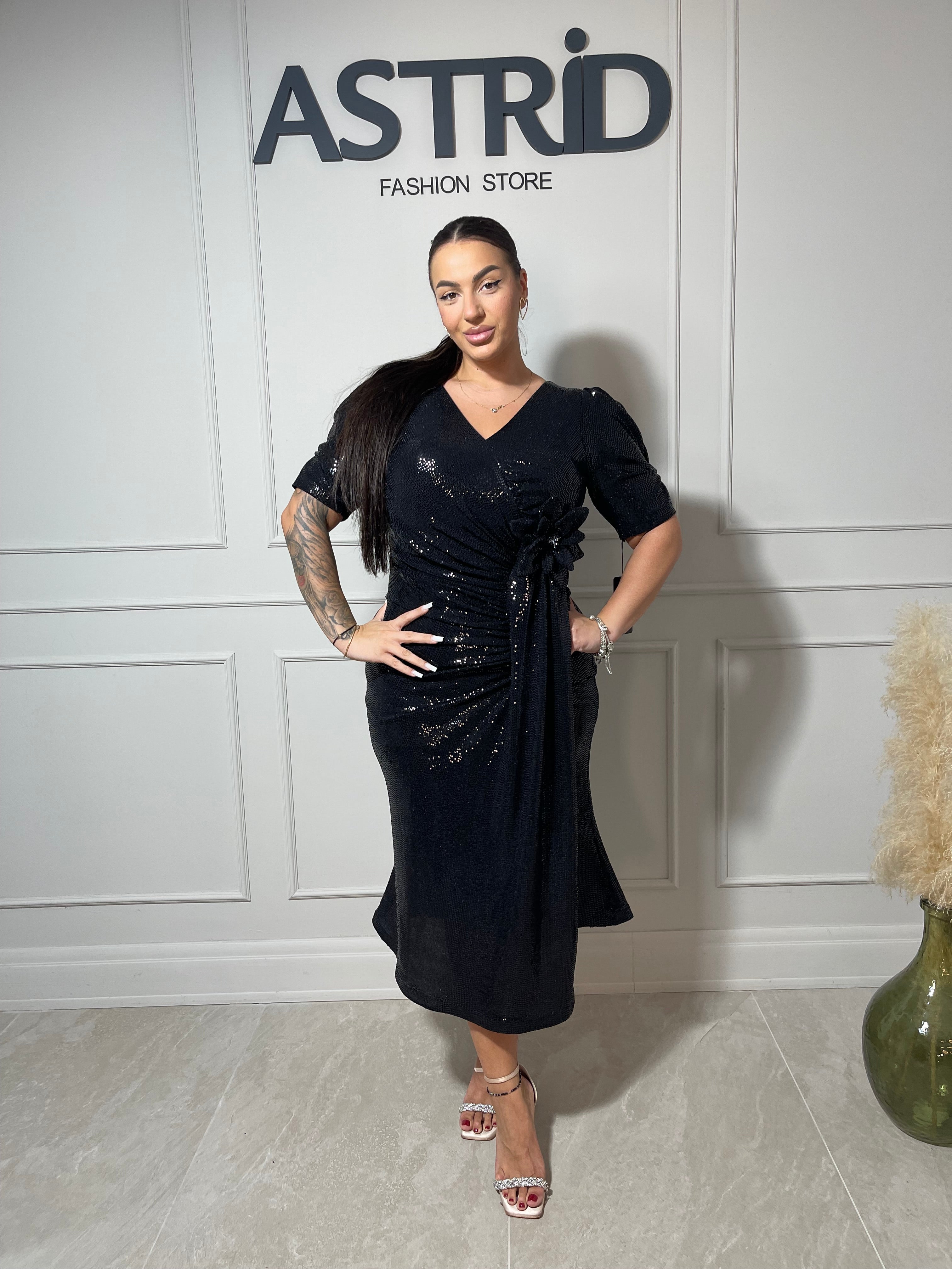 Rochie Viki midi aplicații paiete și falduri în talie