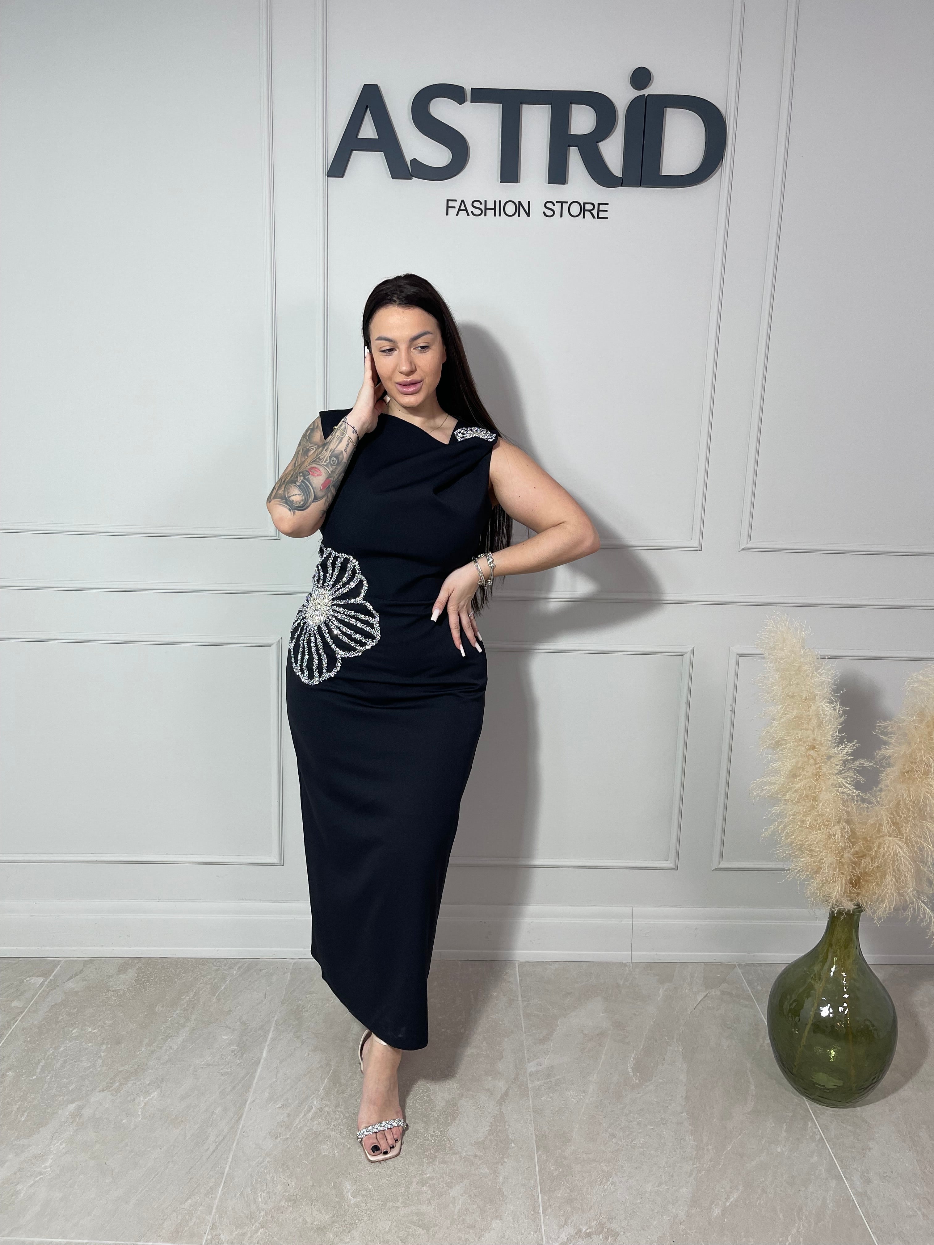 Rochie Yolanda midi cu accesoriu floare din pietre