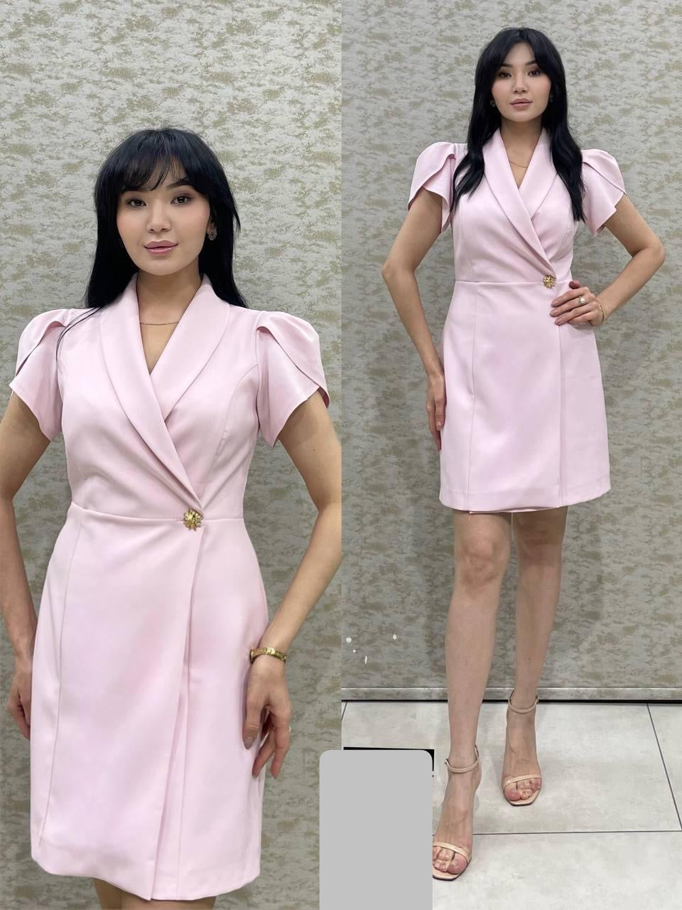 Rochie Eveline tip sacou petrecută și mânecă bufantă