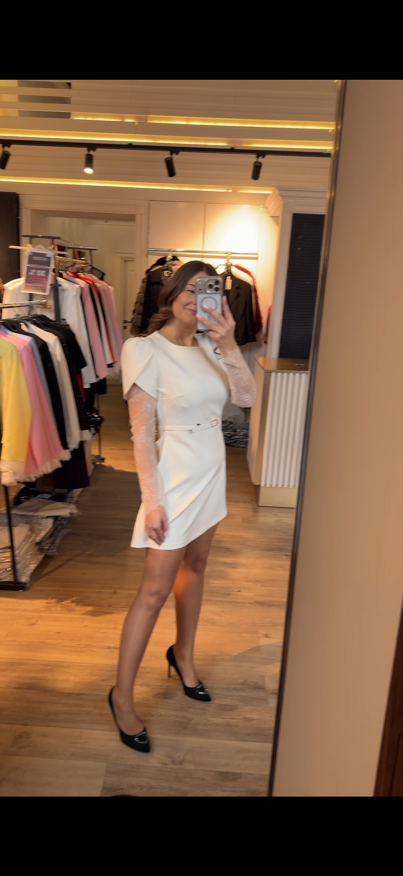 Rochie Elisa cu mânecă de dantelă și curea