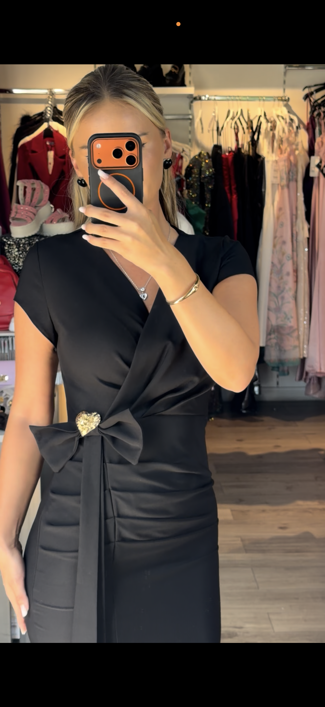 Rochie Aslena midi cu decolteu un V si funda in talie