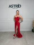 Rochie Rosie lunga cu falduri in talie si corset reglabil cu pietre