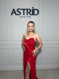 Rochie Rosie lunga cu falduri in talie si corset reglabil cu pietre