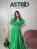 Rochie Leny satin  lunga verde cu pitre in talie