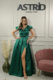 Rochie Reina verde smarald lunga cu maneca tip clopot in falduri