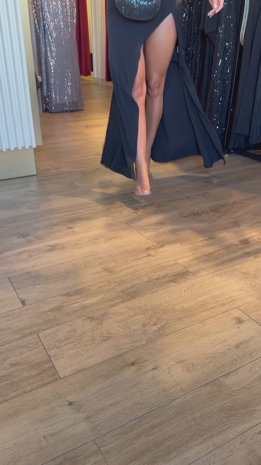 Rochie Alice lunga cu crapatura pe picior si corset