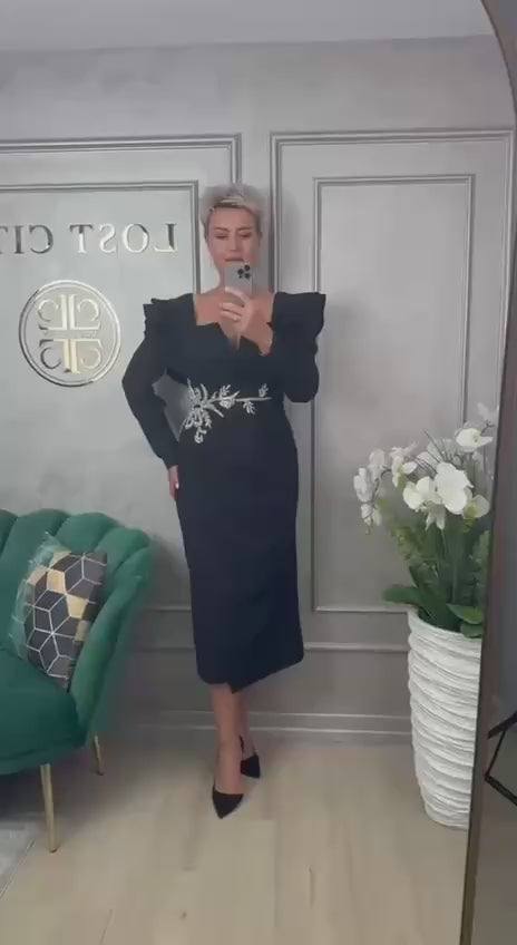 Rochie Georgia midi cu maneci lungi si accesoriu argintiu in talie