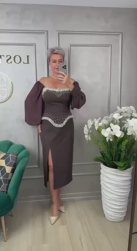 Rochie Polly midi cu aplicatii perle si maneci din voal