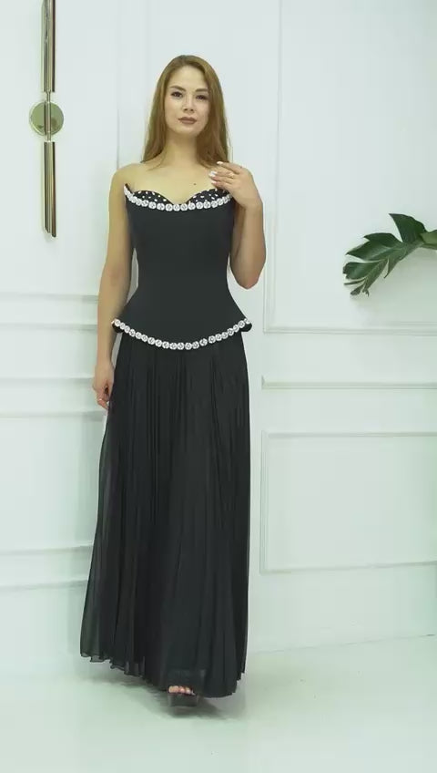 Rochie Catrice lungă plisată aplicații pietre la bust